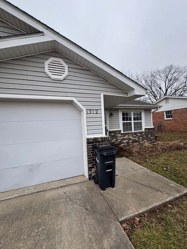 property at 1312 Hickam Dr