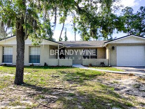 7755 Tanglewood Dr in New Port Richey, FL - Building Photo - Building Photo