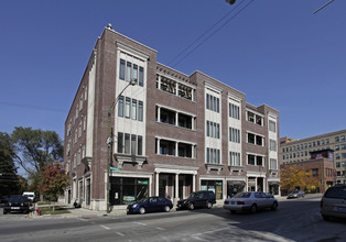 1416-1426 W Fullerton Ave in Chicago, IL - Building Photo - Building Photo