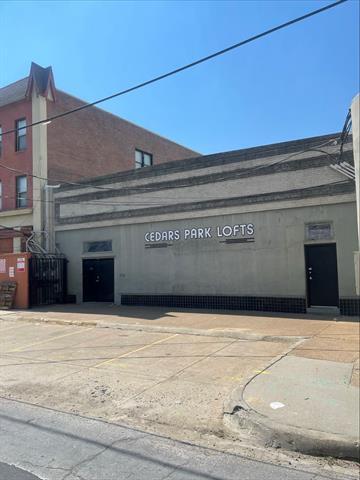 property at 2013 S Ervay St