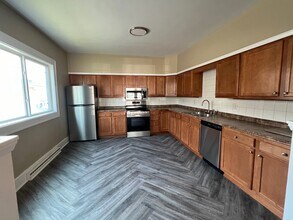 3840 Olive St in Shadyside, OH - Building Photo - Building Photo