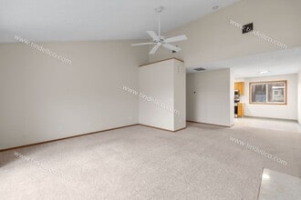 6034 N Lombard St in Portland, OR - Building Photo - Building Photo