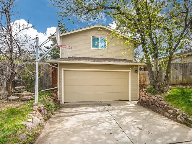 property at 1110 Fairfield Dr