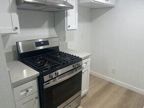 8603 Fenwick St in Los Angeles, CA - Building Photo - Building Photo