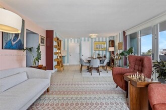 5 Island Ave in Miami Beach, FL - Building Photo - Building Photo