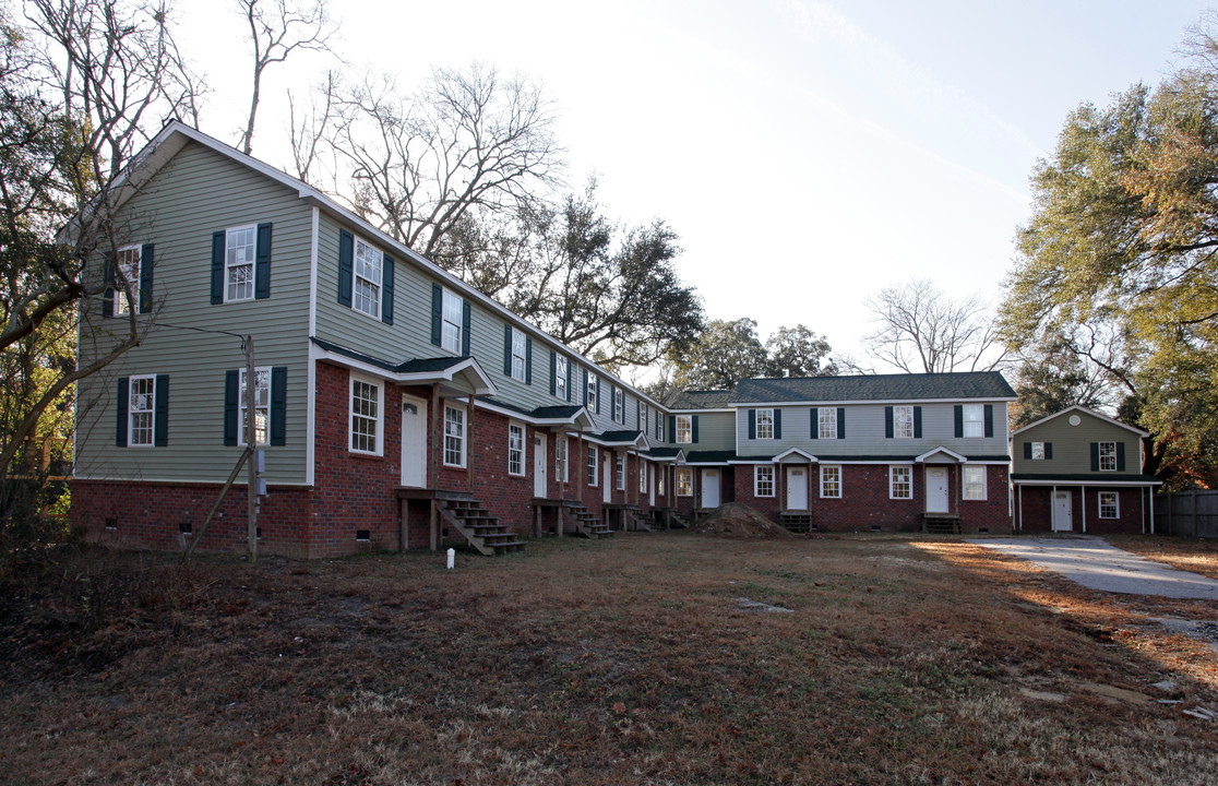 1083 Glenshaw St in Charleston, SC - Building Photo