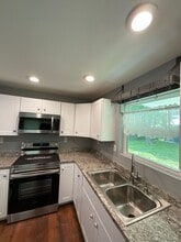 706 N Pennsylvania St in Webb City, MO - Building Photo - Building Photo