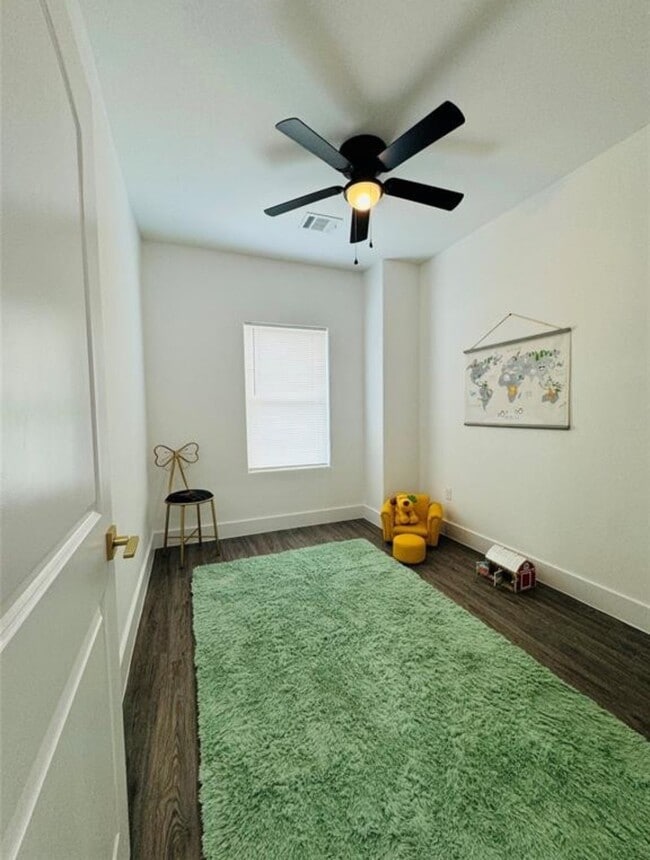 property at 1621 Wellington St