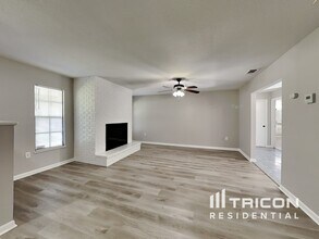 3701 Sapphire Ln in Mulberry, FL - Building Photo - Building Photo
