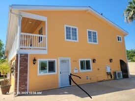 9771 Paso Robles Ave in Northridge, CA - Building Photo