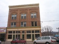 1216-1218 7th Ave in Beaver Falls, PA - Foto de edificio - Building Photo