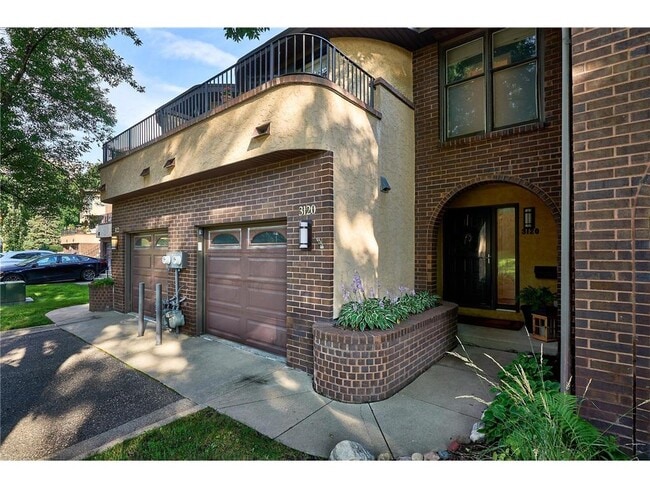 property at 3120 Dean Ct