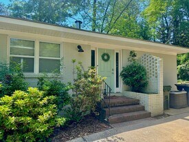 AVAILABLE NOW- Short distance to Downtown  in Auburn, AL - Building Photo