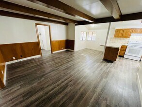 940 Merced Ave in South Lake Tahoe, CA - Building Photo - Building Photo