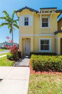 3065 SE 1st Dr in Homestead, FL - Building Photo - Building Photo