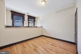 1709 Arlington St in Philadelphia, PA - Building Photo - Building Photo