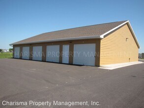 535 Figzel Ct in Tea, SD - Building Photo - Building Photo