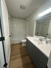 1551 Namekagon St in Hudson, WI - Foto de edificio - Building Photo