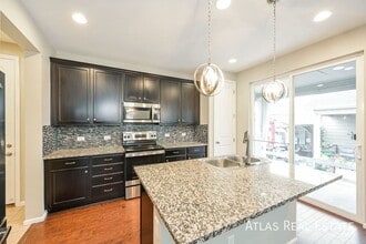 7255 S Millbrook Ct in Aurora, CO - Building Photo - Building Photo