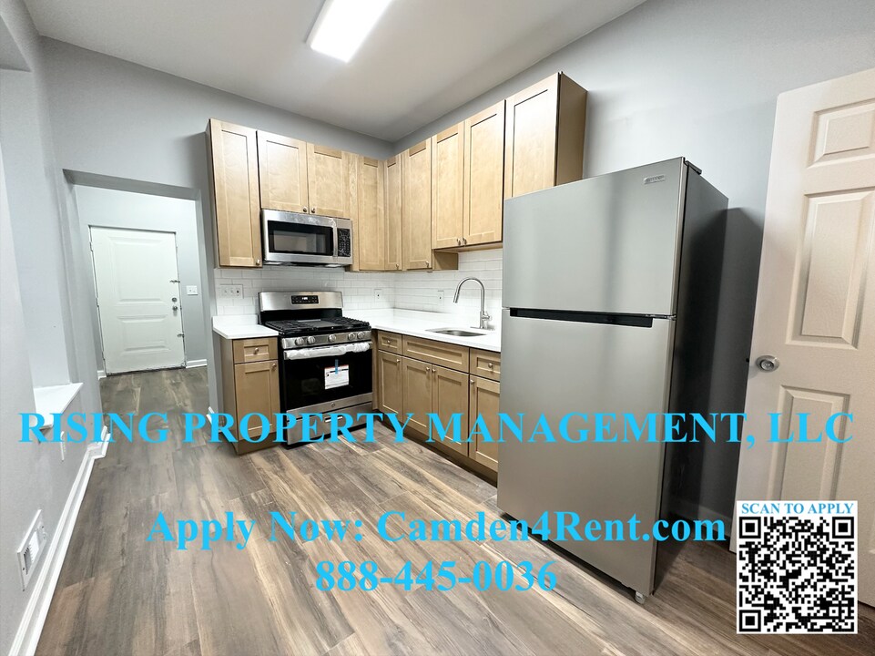 443 Trenton Ave in Camden, NJ - Building Photo