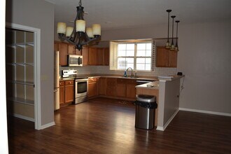 3064 Triumph Dr, Unit 2 in Sun Prairie, WI - Foto de edificio - Building Photo