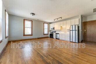 243 E 11th St in Indianapolis, IN - Building Photo - Building Photo