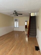 2441 E Somerset St in Philadelphia, PA - Building Photo - Building Photo