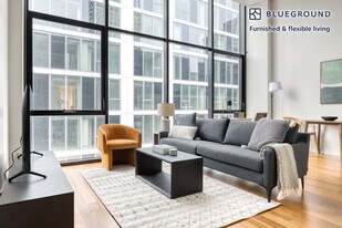 676 N La Salle Dr in Chicago, IL - Building Photo