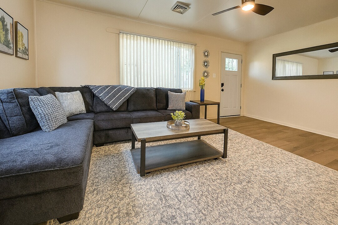 517 Davidson St in Michigan City, IN - Foto de edificio