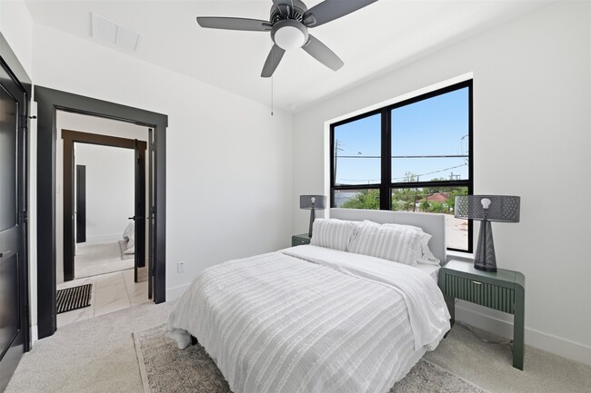 property at 4603 Harrisburg Blvd