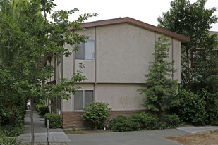 2526 G St Apartments