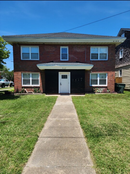 9537 Granby St in Norfolk, VA - Building Photo