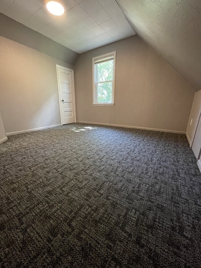 property at 321 9th St S