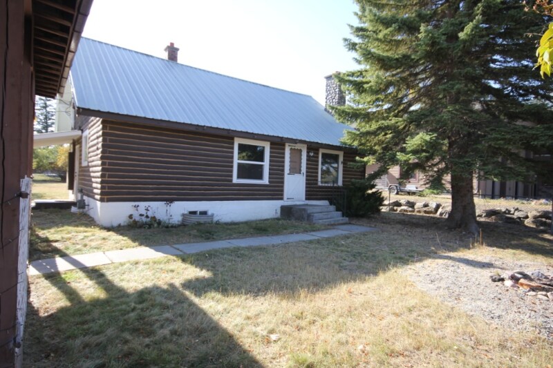 503 W 1st St in Whitefish, MT - Building Photo
