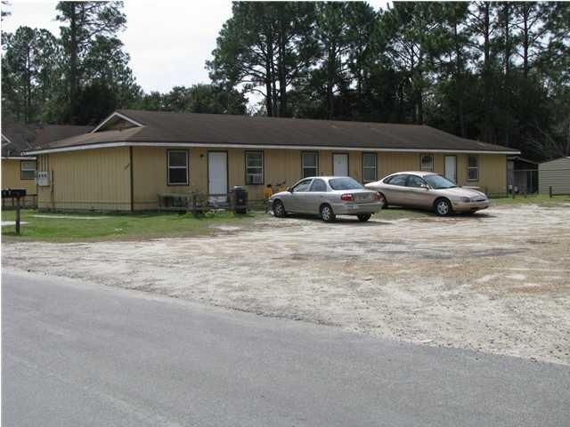 2 Tri-plexes in Panama City, FL - Foto de edificio - Building Photo