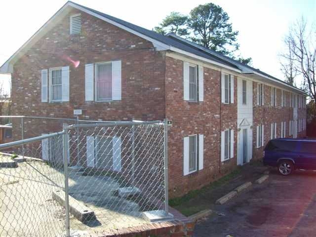 Ticknor Place in Columbus, GA - Building Photo - Building Photo