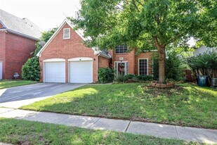 1703 Foxchase Ln in Grapevine, TX - Building Photo