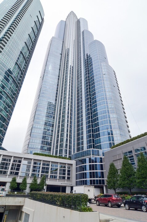 1211 S Prairie Ave in Chicago, IL - Building Photo