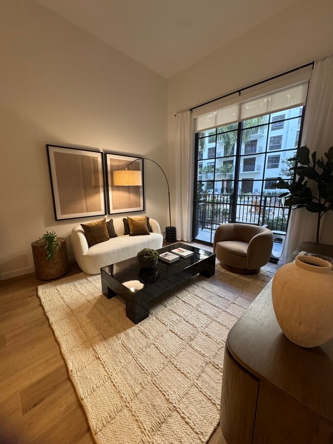 1655 NW 124th St, Unit 522 in North Miami, FL - Building Photo - Building Photo