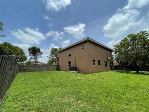 15810 SW 45th St in Miami, FL - Building Photo - Building Photo