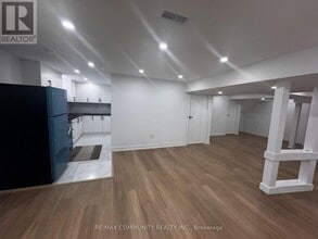 43 Terry Cres in Bowmanville, ON - Building Photo - Building Photo