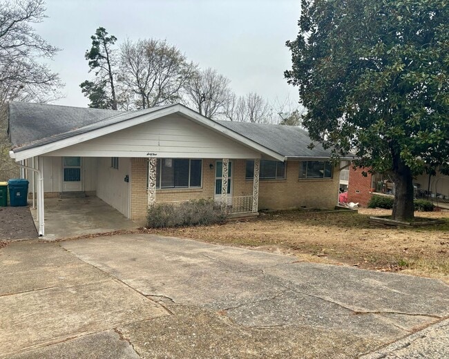 69 Belmont Dr