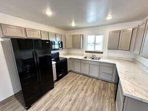 3191 Queen Anns St in Helena, MT - Building Photo - Building Photo