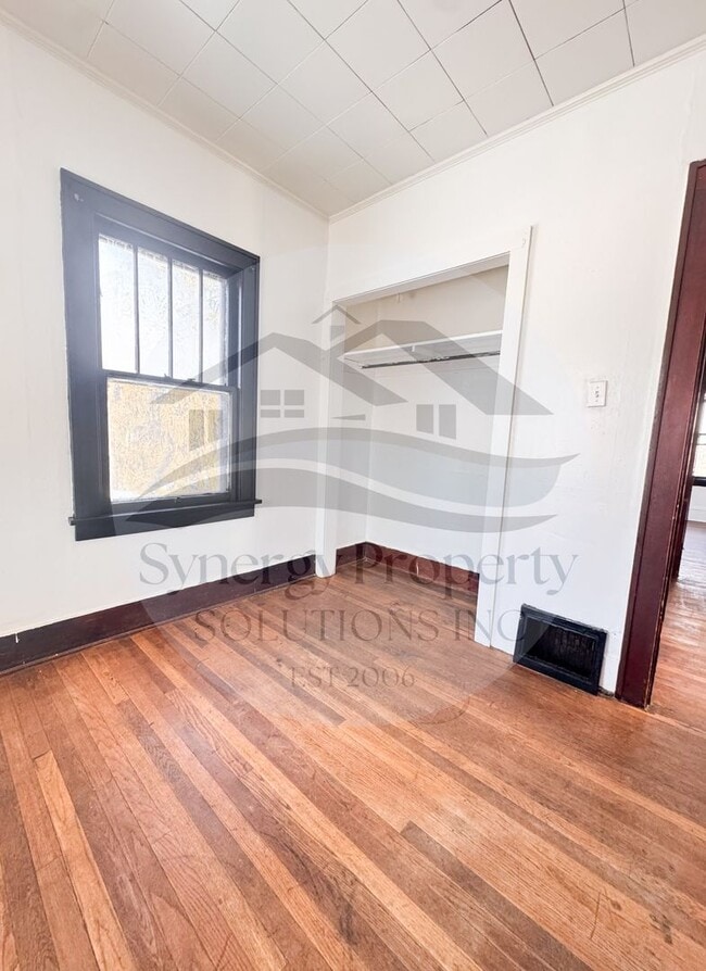 454 Parnell Dr in Mansfield, OH - Foto de edificio - Building Photo