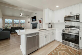 12313 Limerick Ave in Austin, TX - Building Photo - Building Photo