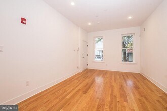 614 W Norris St-Unit -UNIT 1 in Philadelphia, PA - Building Photo - Building Photo