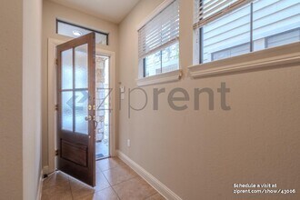 5213 Eigel St in Houston, TX - Building Photo - Building Photo
