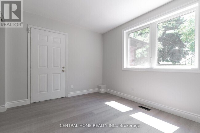 19 Valleycrest Ave in Markham, ON - Building Photo - Building Photo