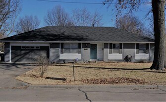 2536 S McCann Ave in Springfield, MO - Building Photo