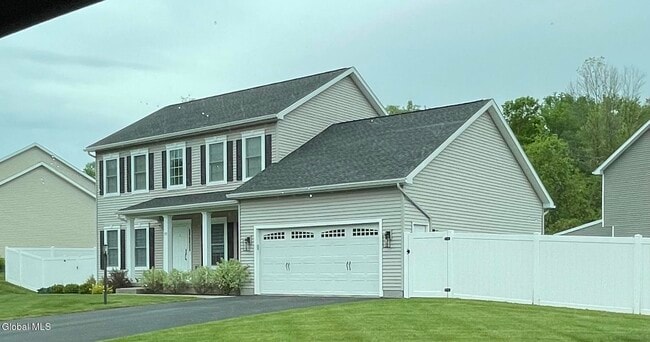 10 Swatling Dr in Halfmoon, NY - Building Photo - Building Photo